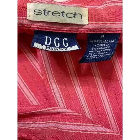 DCC Stretch Missy Blouse Womens Size Medium Short Sleeves Button Front Top - Picture 5 of 5